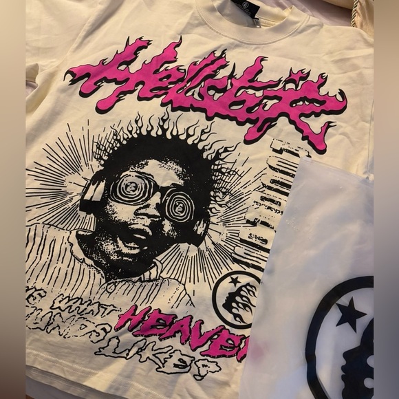 Hellstar shirt Authentic and in brand new condition.